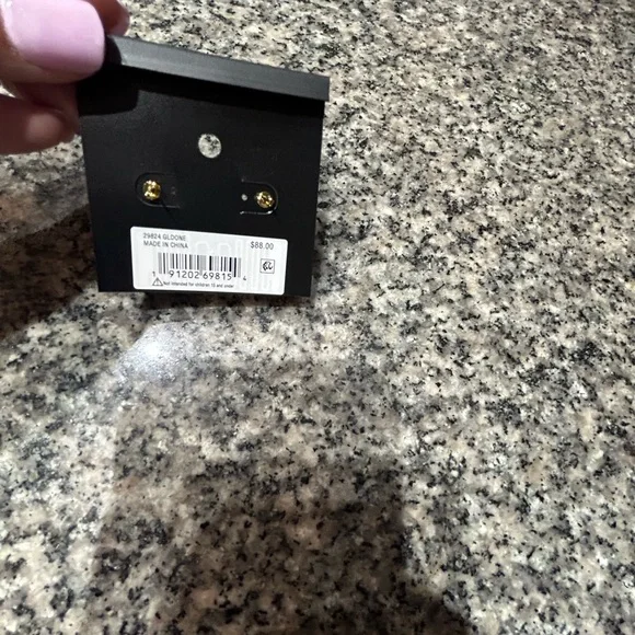 COACH • Open Circle Post Earrings • Sliver - Picture 4 of 7